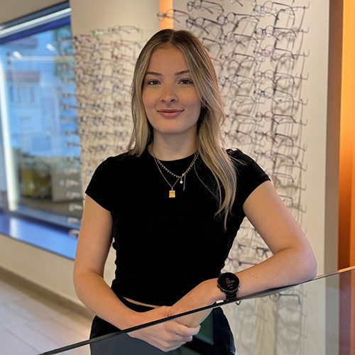 Manon - Etudiante en Alternance Vue & Vous